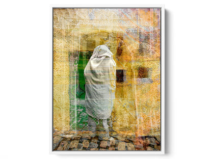 WOMAN IN WHITE HAIK